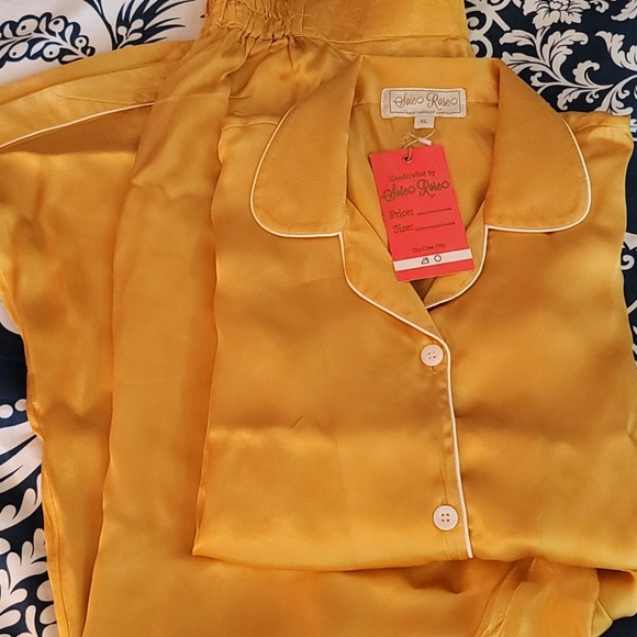 Soie Rose Other - Soierose 💯 Mulberry Silk Pajamas NWT